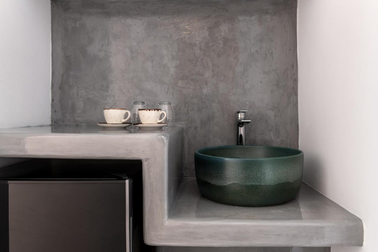 Santa Irina Luxury Sunny Lofts Otel Perivolos  Dış mekan fotoğraf