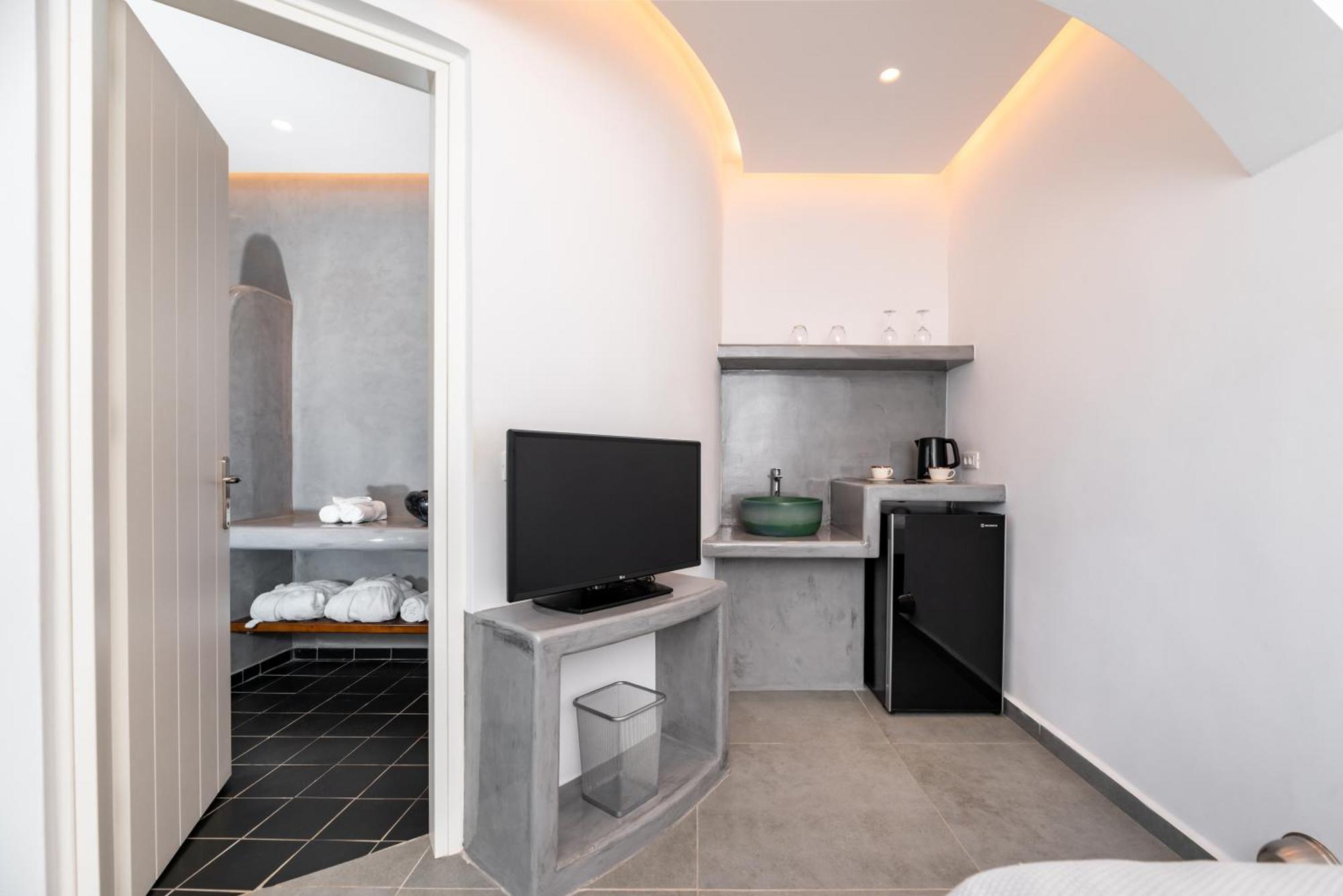 Santa Irina Luxury Sunny Lofts Otel Perivolos  Dış mekan fotoğraf